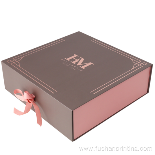 Custom Logo Luxury Cardboard Magnetic Folding Gift Box